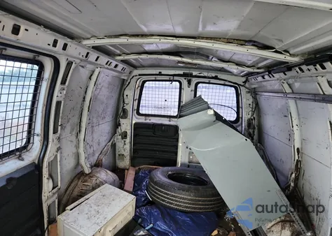 2004 Chevrolet Express G2500 z USA, uszkodzony, nr VIN 1GCGG25V741213733